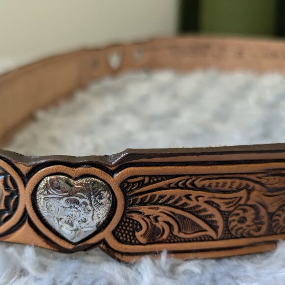 Nocona Leather Belt G908 Tan with Silver Hearts and Buckle 32" - Picture 4 of 6